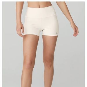 Alo 3" High-Waist Airlift Short